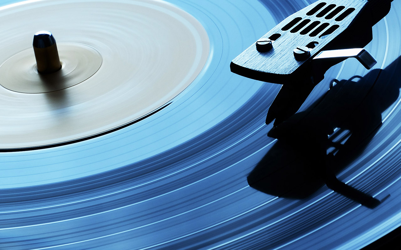 Новые релизы и мировые туры: декабрьские анонсы от Guns N’ Roses, Sting и других рок-легенд